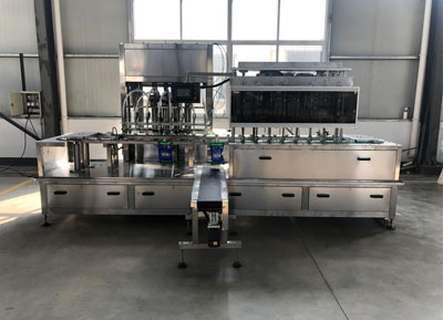 插嘴袋洗滌劑灌裝旋蓋機(jī)工廠